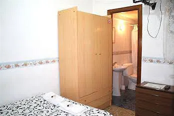 Ab Hotel 2*