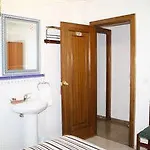 Ab 2* Granada